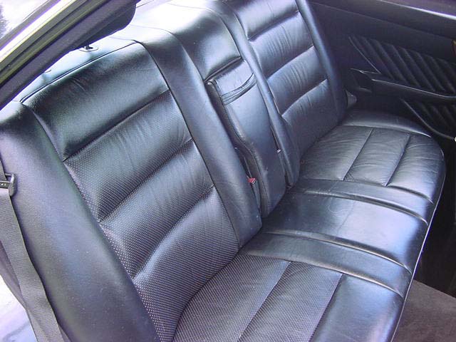 Mercedes W126 Sedan Late Rear Seat